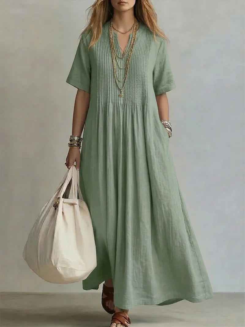 Lena | Figurformendes Plisseekleid