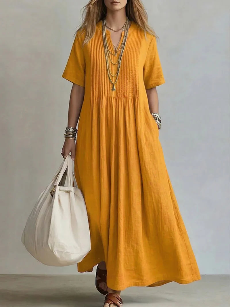 Lena | Figurformendes Plisseekleid